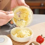 Electric Garlic Chopper, 4 Sharp Blades，Portable Veggie Chopper, 300ML Garlic Grinder Masher Onion Chopper, Blender to Vegetable, Cordless Food Processor for Ginger, Chili, Fruit, Meat, Spices, Beans, etc - Image 9