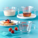 Pyrex Essentials (3-Pack) Glass Measuring Cups Set